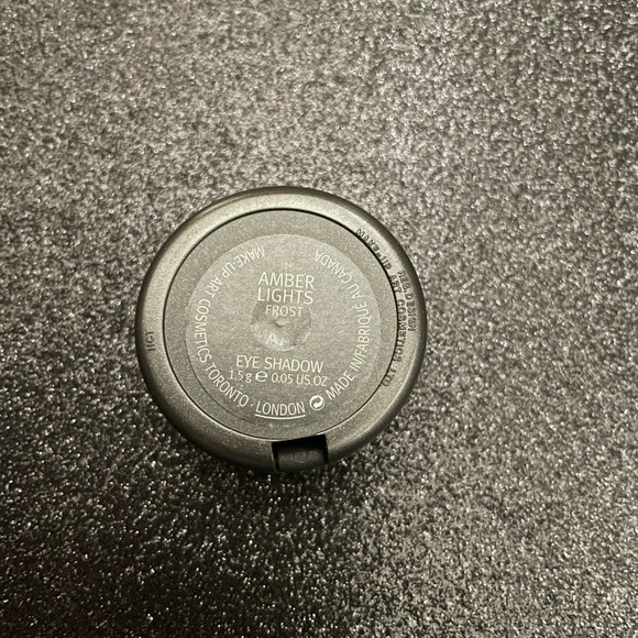MAC Eyeshadow Single “Amber Lights” - Picture 2 of 2